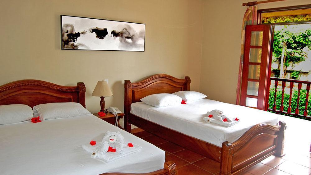 Hotel South Beach - Beachfront Jacó Εξωτερικό φωτογραφία