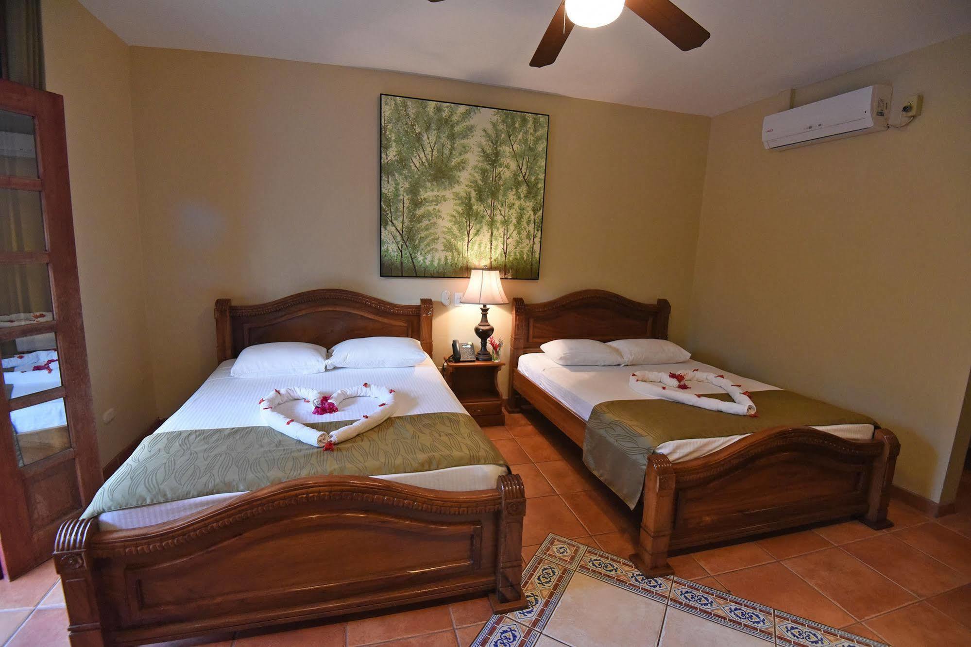Hotel South Beach - Beachfront Jacó Εξωτερικό φωτογραφία